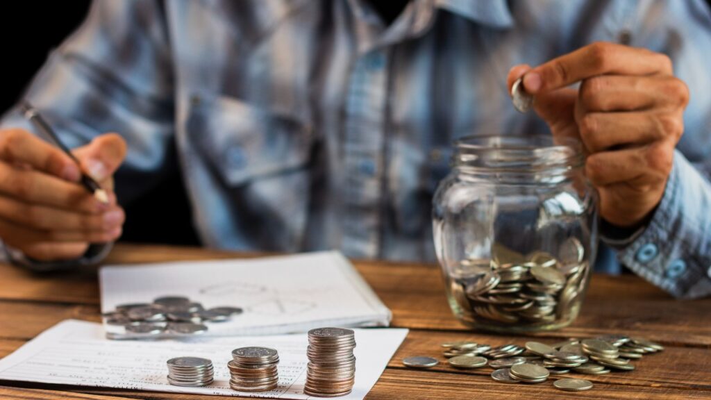 Gestão financeira e planejamento de investimentos: organização de recursos, controle de patrimônio e estratégias para garantir a segurança e o crescimento financeiro a longo prazo.